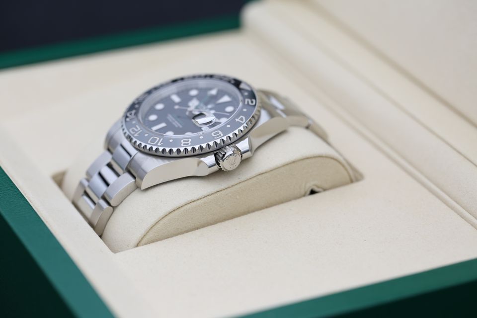 Rolex GMT Master II 126710 GRNR Image 6